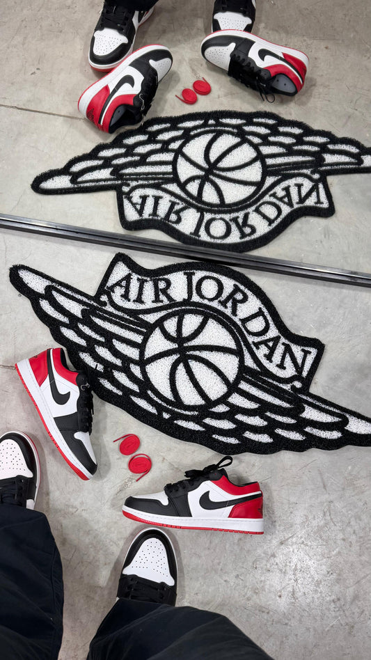 Tênis Air Jordan 1 Low Tricolor – Ícone das ruas com personalidade vibrante