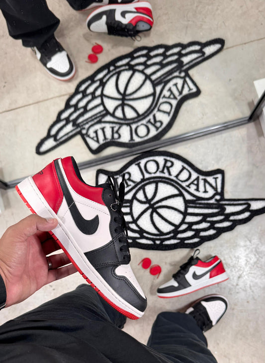 Tênis Air Jordan 1 Low Tricolor – Ícone das ruas com personalidade vibrante