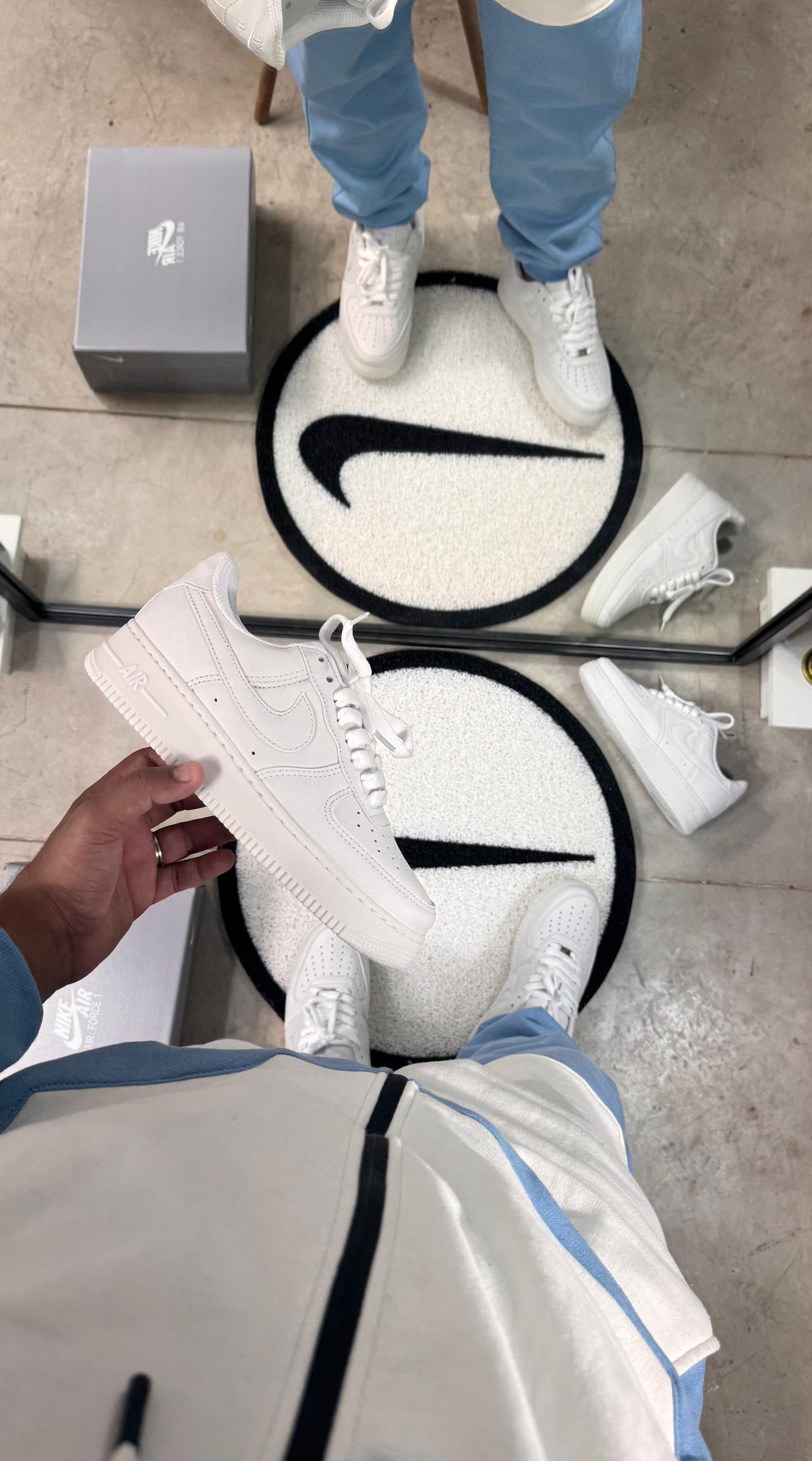 Tênis Nike Air Force 1 Branco Luxo – Estilo atemporal com acabamento premium