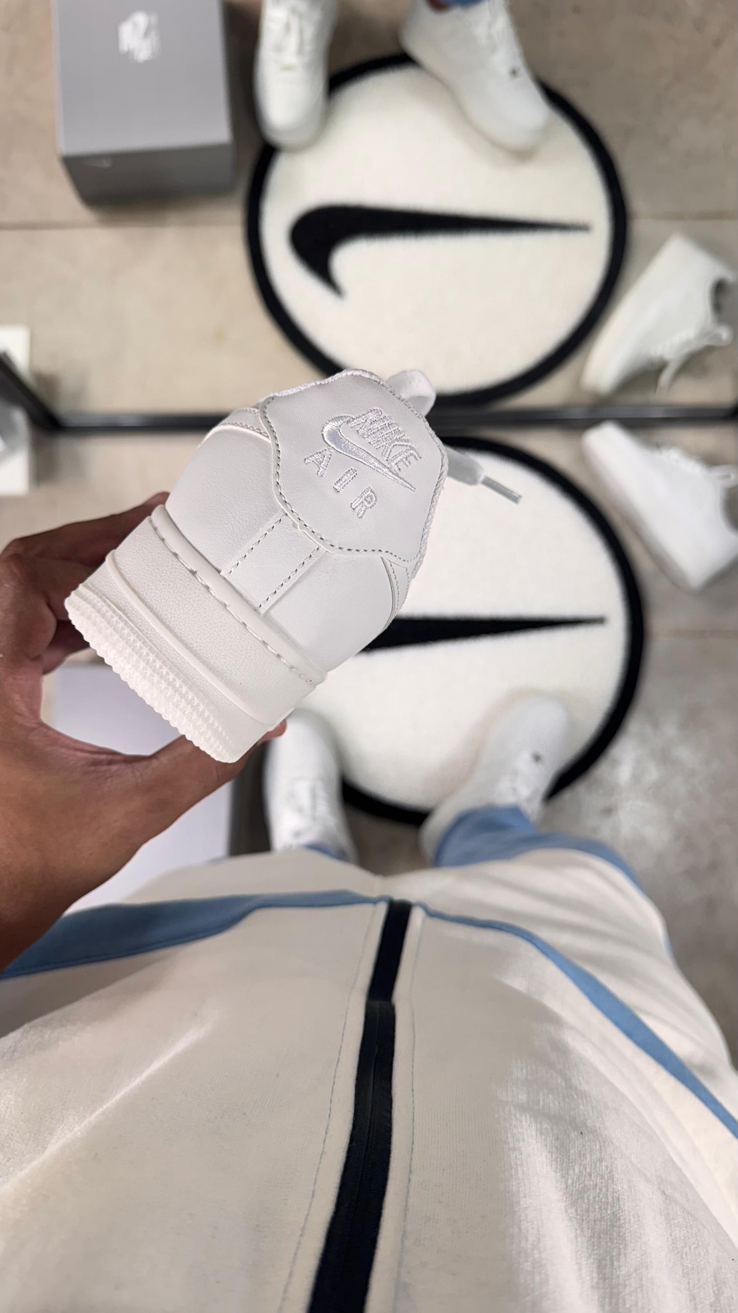 Tênis Nike Air Force 1 Branco Luxo – Estilo atemporal com acabamento premium