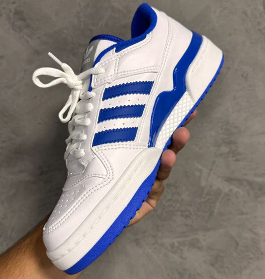 Tênis adidas Forum Low 84 ADV Branco/Royal – Herança esportiva, presença urbana