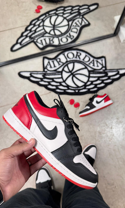 Tênis Air Jordan 1 Low Tricolor – Ícone das ruas com personalidade vibrante